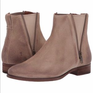Frye Carly Zip Chelsea Boot Size 10